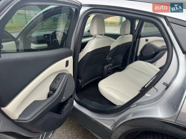 Серый Форд Mustang Mach-E, объемом двигателя 0 л и пробегом 73 тыс. км за 25000 $, фото 11 на Automoto.ua