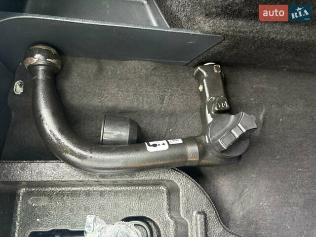 Серый Форд Mustang Mach-E, объемом двигателя 0 л и пробегом 110 тыс. км за 22900 $, фото 14 на Automoto.ua