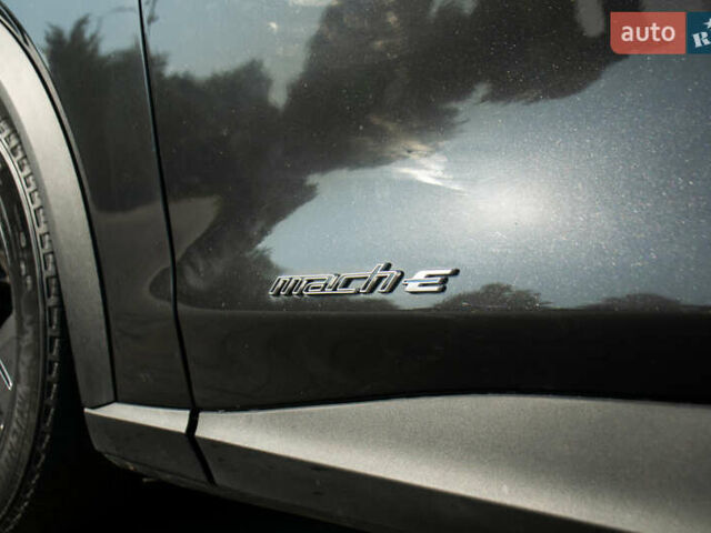 Серый Форд Mustang Mach-E, объемом двигателя 0 л и пробегом 46 тыс. км за 25500 $, фото 15 на Automoto.ua