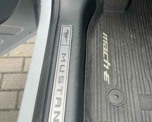 Форд Mustang Mach-E 2021 у Коломые на Automoto.ua Сірий Форд Mustang Mach-E, об'ємом двигуна 0 л та пробігом 67 тис. км за 26000 $, фото 27 на Automoto.ua