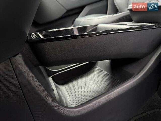 Сірий Форд Mustang Mach-E, об'ємом двигуна 0 л та пробігом 181 тис. км за 22600 $, фото 39 на Automoto.ua