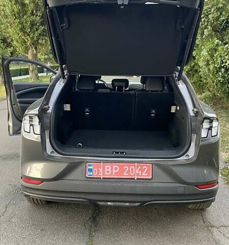 Сірий Форд Mustang Mach-E, об'ємом двигуна 0 л та пробігом 153 тис. км за 31004 $, фото 16 на Automoto.ua