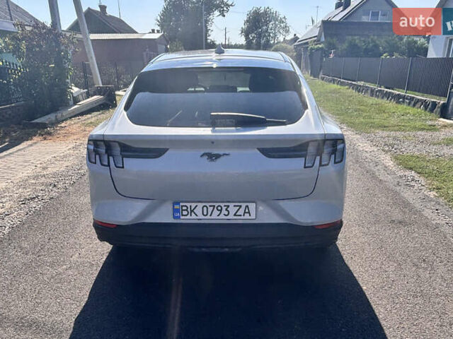 Сірий Форд Mustang Mach-E, об'ємом двигуна 0 л та пробігом 81 тис. км за 22200 $, фото 9 на Automoto.ua