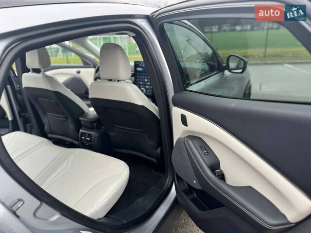 Серый Форд Mustang Mach-E, объемом двигателя 0 л и пробегом 73 тыс. км за 25000 $, фото 10 на Automoto.ua