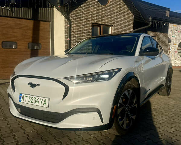 Форд Mustang Mach-E 2021 у Коломые на Automoto.ua Сірий Форд Mustang Mach-E, об'ємом двигуна 0 л та пробігом 67 тис. км за 26000 $, фото 43 на Automoto.ua