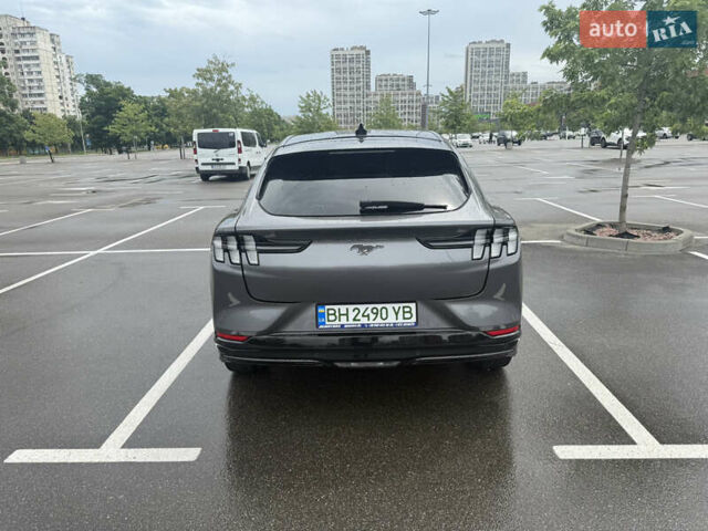 Сірий Форд Mustang Mach-E, об'ємом двигуна 0 л та пробігом 70 тис. км за 27000 $, фото 3 на Automoto.ua