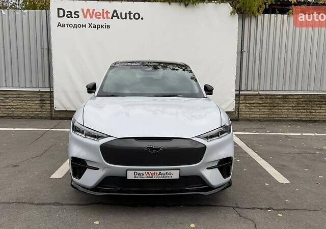 Серый Форд Mustang Mach-E, объемом двигателя 0 л и пробегом 14 тыс. км за 34500 $, фото 11 на Automoto.ua