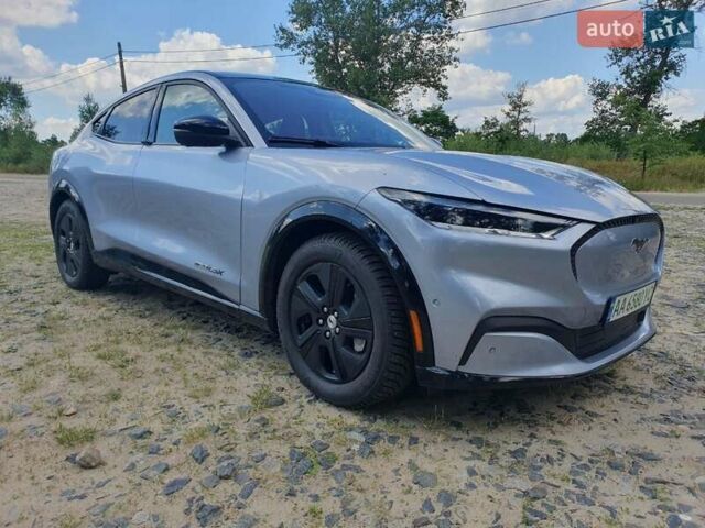 Серый Форд Mustang Mach-E, объемом двигателя 0 л и пробегом 39 тыс. км за 27000 $, фото 4 на Automoto.ua