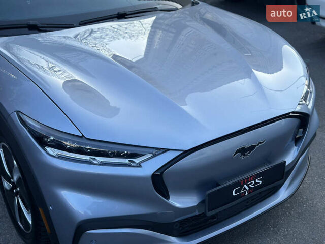 Серый Форд Mustang Mach-E, объемом двигателя 0 л и пробегом 52 тыс. км за 25000 $, фото 5 на Automoto.ua
