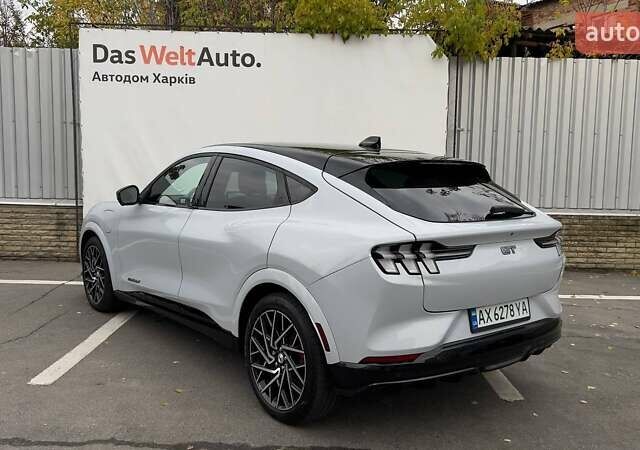 Серый Форд Mustang Mach-E, объемом двигателя 0 л и пробегом 14 тыс. км за 34500 $, фото 4 на Automoto.ua