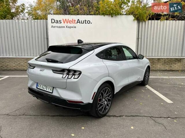 Серый Форд Mustang Mach-E, объемом двигателя 0 л и пробегом 14 тыс. км за 34500 $, фото 6 на Automoto.ua