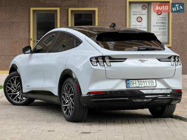 Форд Mustang Mach-E 2022 в Одессе на Automoto.ua Серый Форд Mustang Mach-E, объемом двигателя 0 л и пробегом 22 тыс. км за 29900 $, фото 9 на Automoto.ua