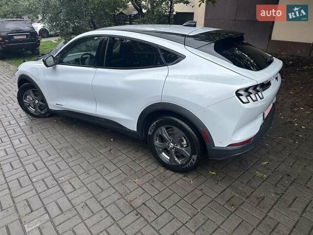 Сірий Форд Mustang Mach-E, об'ємом двигуна 0 л та пробігом 125 тис. км за 24000 $, фото 9 на Automoto.ua