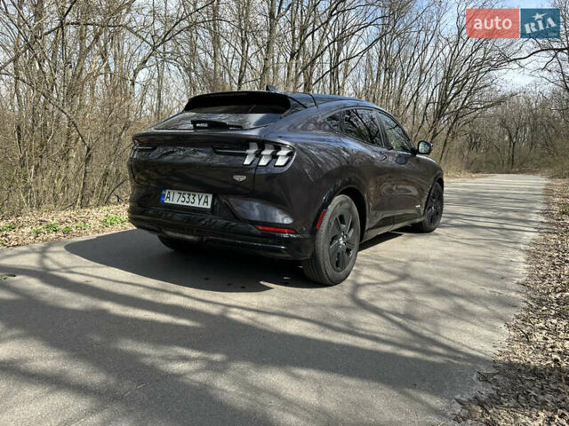Серый Форд Mustang Mach-E, объемом двигателя 0 л и пробегом 30 тыс. км за 30500 $, фото 9 на Automoto.ua