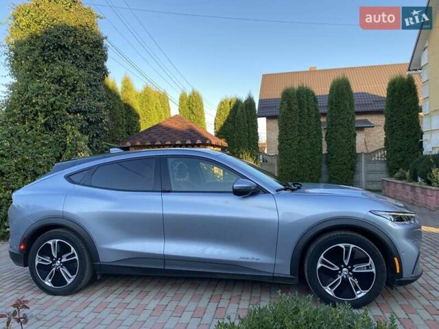 Серый Форд Mustang Mach-E, объемом двигателя 0 л и пробегом 44 тыс. км за 22700 $, фото 9 на Automoto.ua