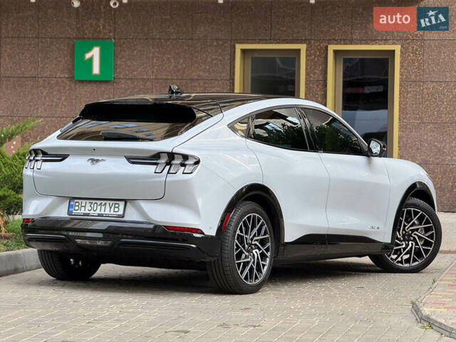 Форд Mustang Mach-E 2022 в Одессе на Automoto.ua Серый Форд Mustang Mach-E, объемом двигателя 0 л и пробегом 22 тыс. км за 29900 $, фото 7 на Automoto.ua