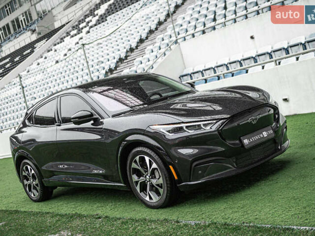 Серый Форд Mustang Mach-E, объемом двигателя 0 л и пробегом 23 тыс. км за 32900 $, фото 13 на Automoto.ua