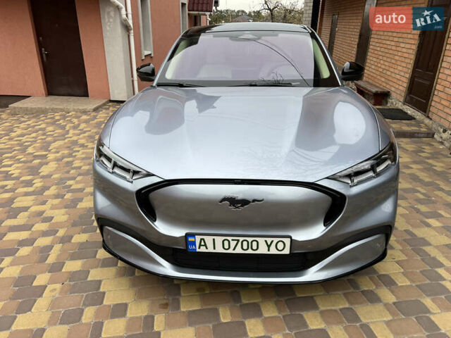 Серый Форд Mustang Mach-E, объемом двигателя 0 л и пробегом 37 тыс. км за 23900 $, фото 1 на Automoto.ua