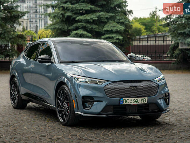 Серый Форд Mustang Mach-E, объемом двигателя 0 л и пробегом 31 тыс. км за 34900 $, фото 2 на Automoto.ua