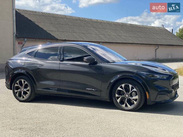 Сірий Форд Mustang Mach-E, об'ємом двигуна 0 л та пробігом 76 тис. км за 25700 $, фото 13 на Automoto.ua