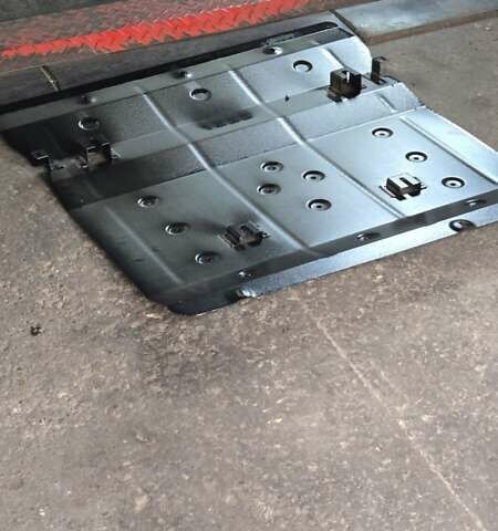 Серый Форд Mustang Mach-E, объемом двигателя 0 л и пробегом 26 тыс. км за 26000 $, фото 15 на Automoto.ua