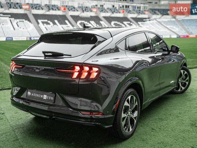 Серый Форд Mustang Mach-E, объемом двигателя 0 л и пробегом 23 тыс. км за 32900 $, фото 22 на Automoto.ua