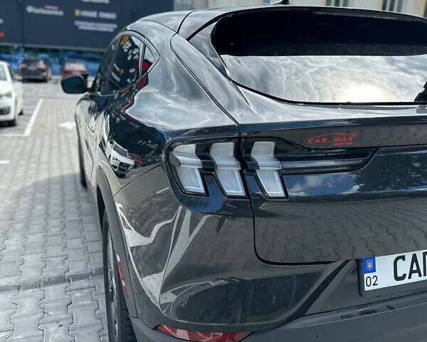 Серый Форд Mustang Mach-E, объемом двигателя 0 л и пробегом 49 тыс. км за 26500 $, фото 28 на Automoto.ua