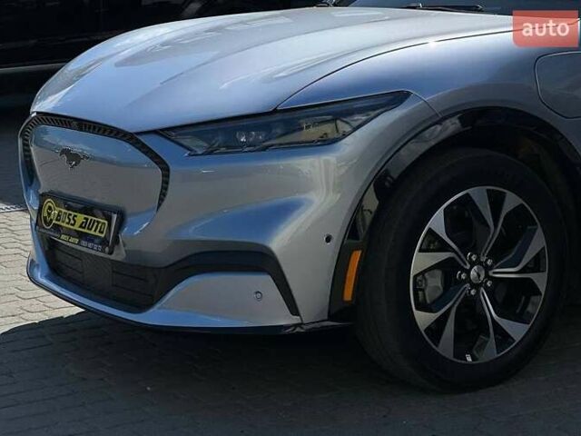 Сірий Форд Mustang Mach-E, об'ємом двигуна 0 л та пробігом 100 тис. км за 30000 $, фото 7 на Automoto.ua