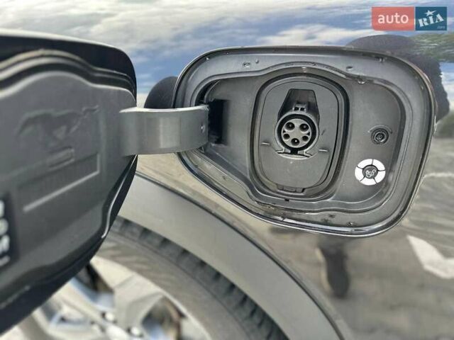 Серый Форд Mustang Mach-E, объемом двигателя 0 л и пробегом 49 тыс. км за 26500 $, фото 31 на Automoto.ua