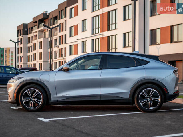 Серый Форд Mustang Mach-E, объемом двигателя 0 л и пробегом 42 тыс. км за 22500 $, фото 11 на Automoto.ua