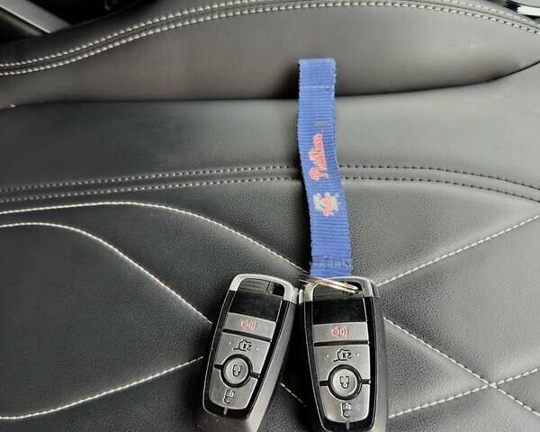 Серый Форд Mustang Mach-E, объемом двигателя 0 л и пробегом 44 тыс. км за 22700 $, фото 28 на Automoto.ua