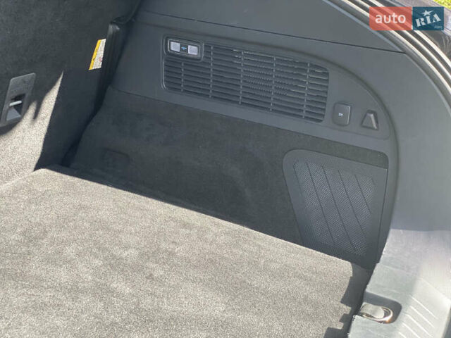 Сірий Форд Mustang Mach-E, об'ємом двигуна 0 л та пробігом 76 тис. км за 25700 $, фото 68 на Automoto.ua