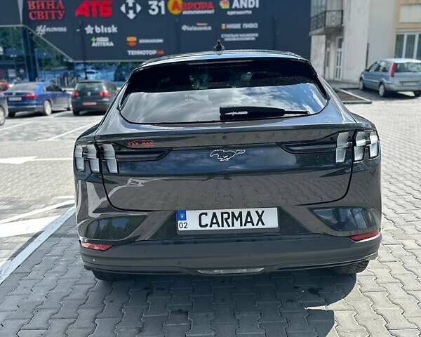 Серый Форд Mustang Mach-E, объемом двигателя 0 л и пробегом 49 тыс. км за 26500 $, фото 5 на Automoto.ua