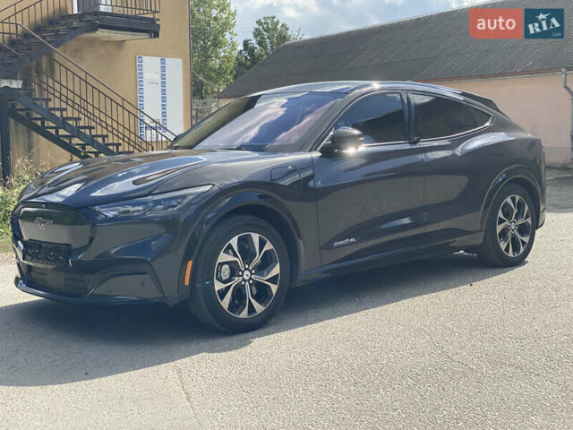 Сірий Форд Mustang Mach-E, об'ємом двигуна 0 л та пробігом 76 тис. км за 25700 $, фото 8 на Automoto.ua