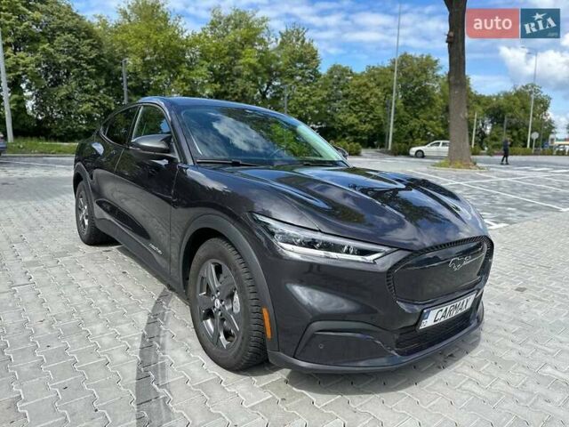 Серый Форд Mustang Mach-E, объемом двигателя 0 л и пробегом 49 тыс. км за 26500 $, фото 36 на Automoto.ua