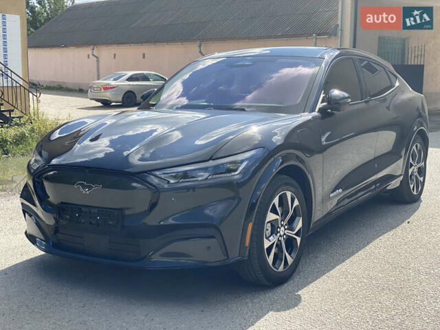 Сірий Форд Mustang Mach-E, об'ємом двигуна 0 л та пробігом 76 тис. км за 25700 $, фото 4 на Automoto.ua