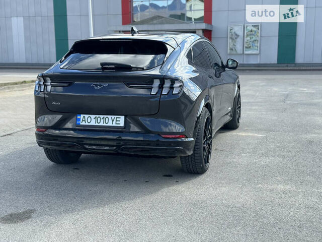 Сірий Форд Mustang Mach-E, об'ємом двигуна 0 л та пробігом 14 тис. км за 46236 $, фото 6 на Automoto.ua