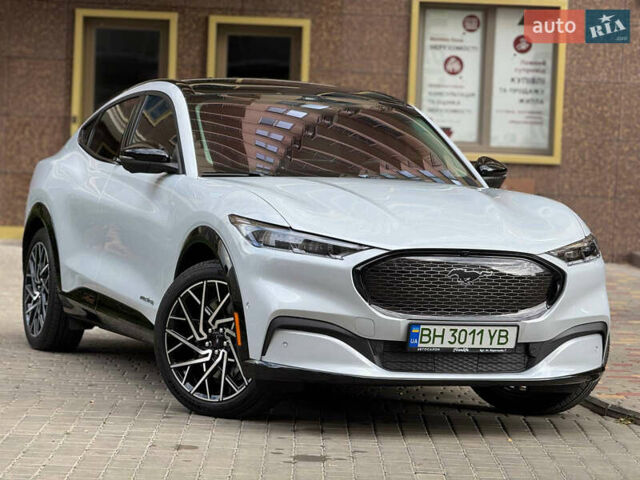 Форд Mustang Mach-E 2022 в Одессе на Automoto.ua Серый Форд Mustang Mach-E, объемом двигателя 0 л и пробегом 22 тыс. км за 29900 $, фото 3 на Automoto.ua