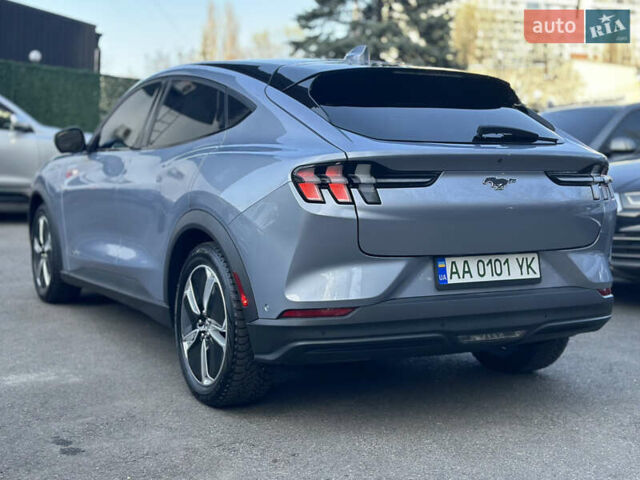 Серый Форд Mustang Mach-E, объемом двигателя 0 л и пробегом 52 тыс. км за 25000 $, фото 8 на Automoto.ua