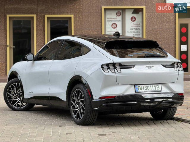 Форд Mustang Mach-E 2022 в Одессе на Automoto.ua Серый Форд Mustang Mach-E, объемом двигателя 0 л и пробегом 22 тыс. км за 29900 $, фото 10 на Automoto.ua