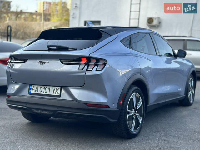 Серый Форд Mustang Mach-E, объемом двигателя 0 л и пробегом 52 тыс. км за 25000 $, фото 6 на Automoto.ua