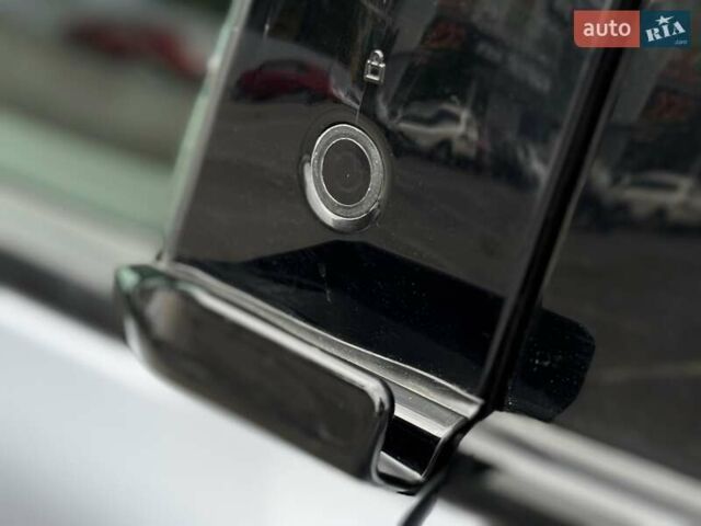 Серый Форд Mustang Mach-E, объемом двигателя 0 л и пробегом 29 тыс. км за 27200 $, фото 12 на Automoto.ua