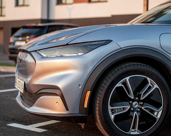 Серый Форд Mustang Mach-E, объемом двигателя 0 л и пробегом 42 тыс. км за 22500 $, фото 13 на Automoto.ua