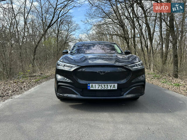 Серый Форд Mustang Mach-E, объемом двигателя 0 л и пробегом 30 тыс. км за 30500 $, фото 1 на Automoto.ua