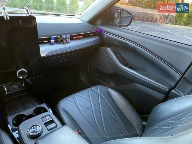 Серый Форд Mustang Mach-E, объемом двигателя 0 л и пробегом 49 тыс. км за 26500 $, фото 14 на Automoto.ua
