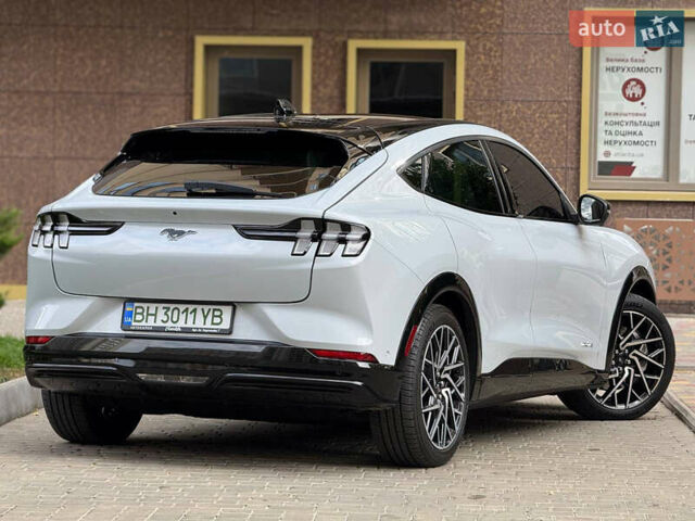 Форд Mustang Mach-E 2022 в Одессе на Automoto.ua Серый Форд Mustang Mach-E, объемом двигателя 0 л и пробегом 22 тыс. км за 29900 $, фото 5 на Automoto.ua