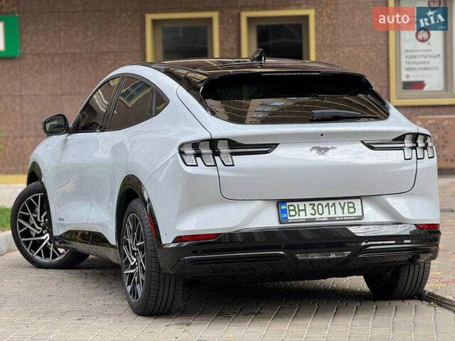 Форд Mustang Mach-E 2022 в Одессе на Automoto.ua Серый Форд Mustang Mach-E, объемом двигателя 0 л и пробегом 22 тыс. км за 29900 $, фото 11 на Automoto.ua