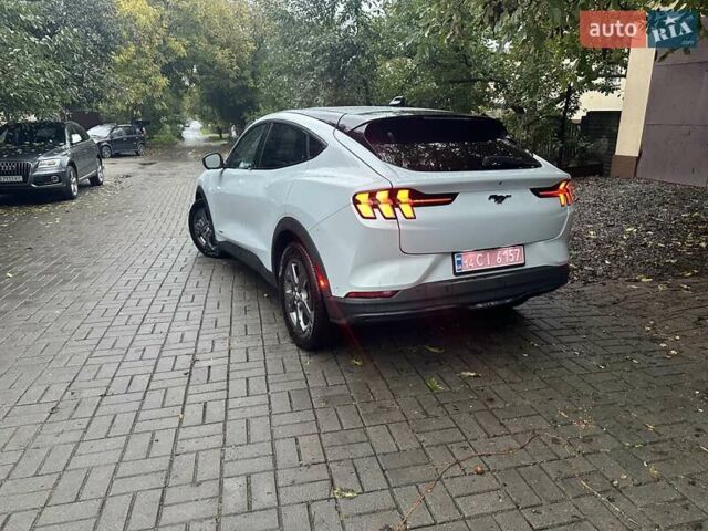 Сірий Форд Mustang Mach-E, об'ємом двигуна 0 л та пробігом 125 тис. км за 24000 $, фото 11 на Automoto.ua