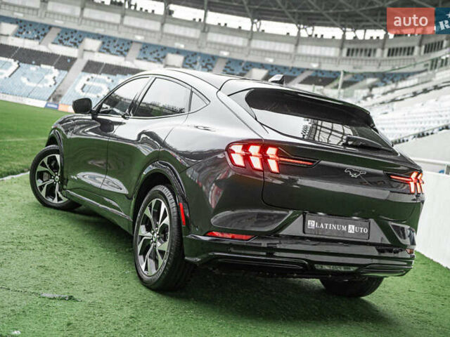 Серый Форд Mustang Mach-E, объемом двигателя 0 л и пробегом 23 тыс. км за 32900 $, фото 17 на Automoto.ua