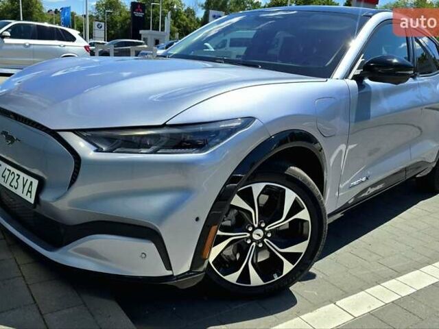 Серый Форд Mustang Mach-E, объемом двигателя 0 л и пробегом 54 тыс. км за 29999 $, фото 29 на Automoto.ua